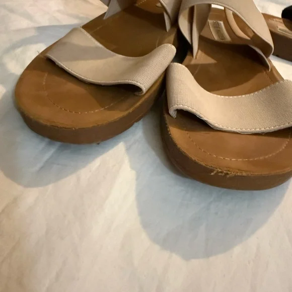 Set of Steve Madden Black and Tan Women's Sandals - Picture 7 of 9